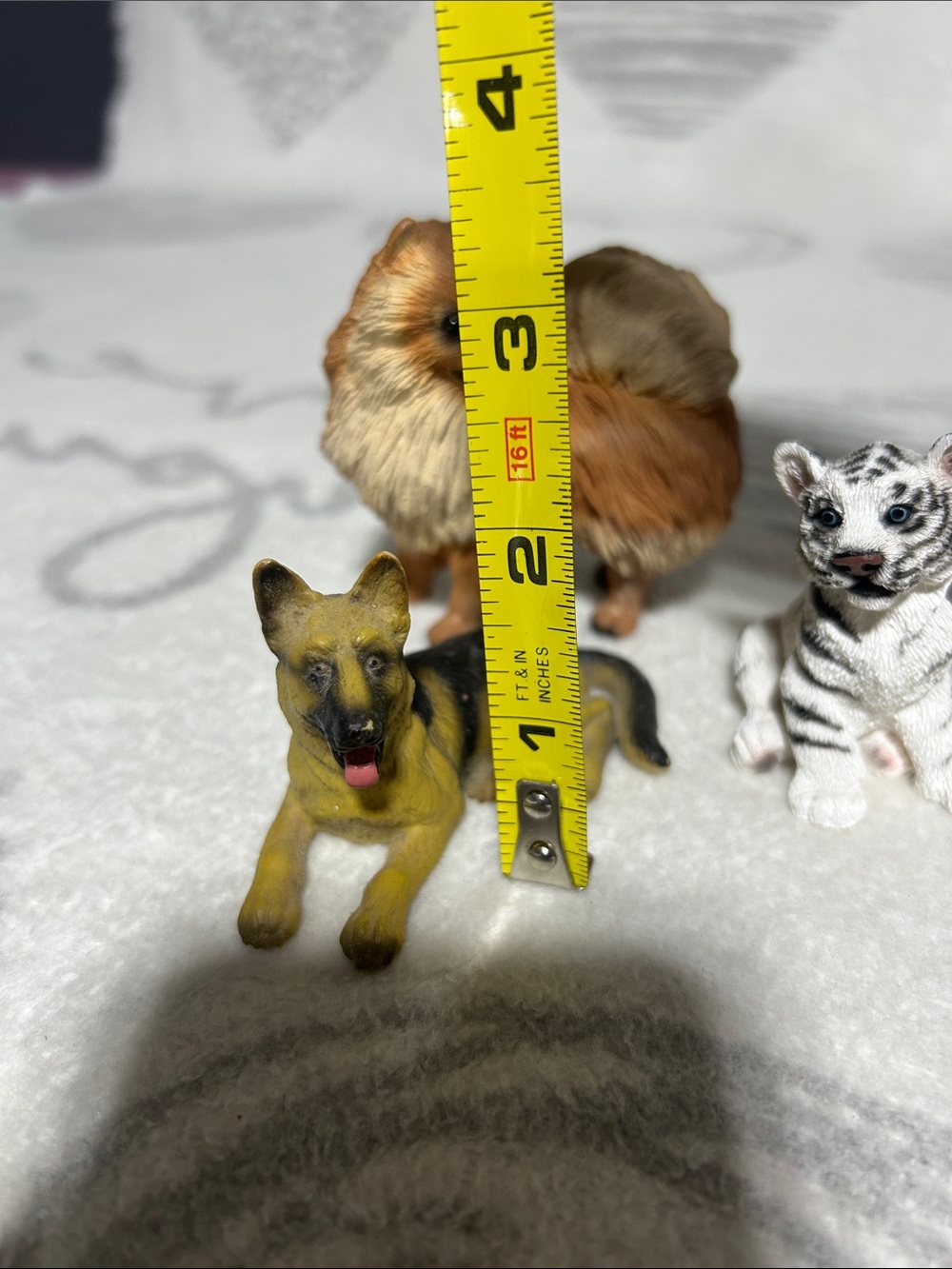Life Like Pomeranian, German Shepard And Baby White Tiger - Picture 6 of 6